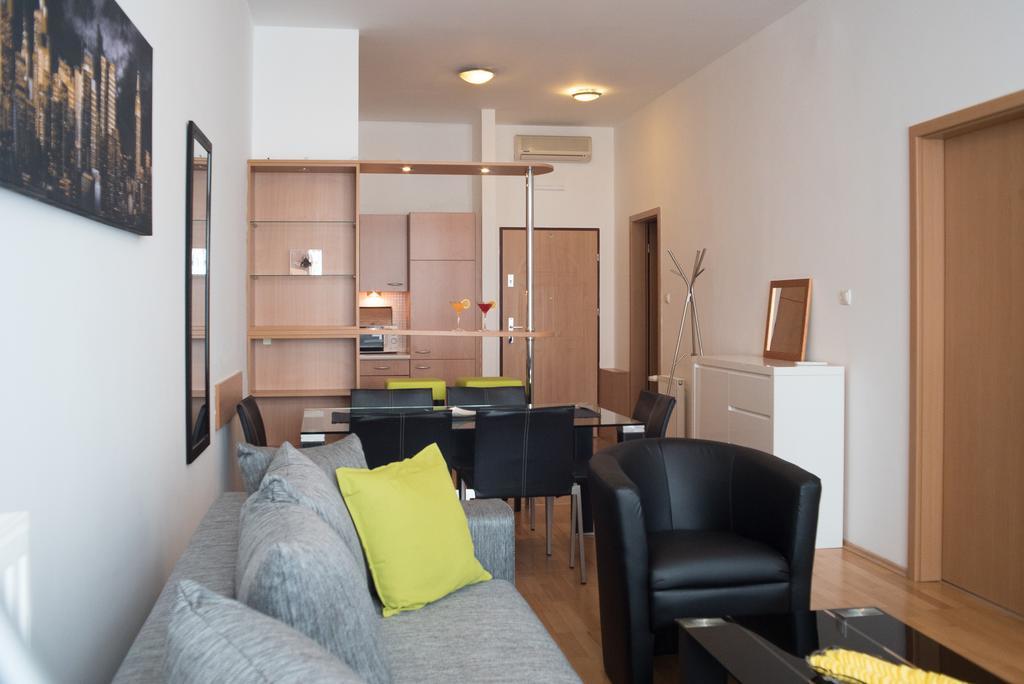 With Big Terrace Apartament